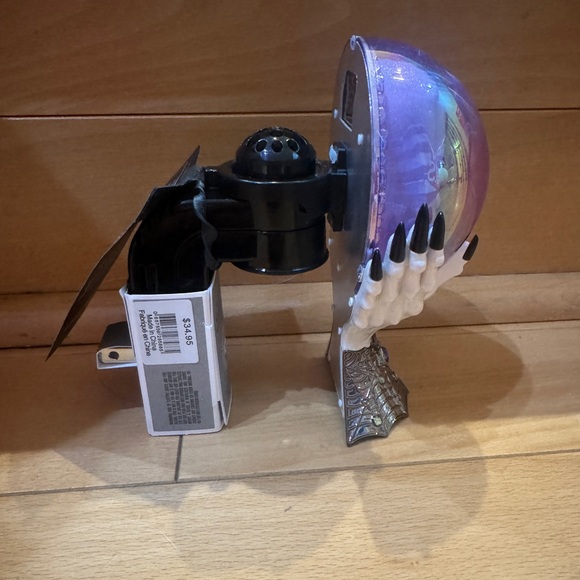 Bath and body works Halloween 2024 Wallflower - Picture 4 of 4